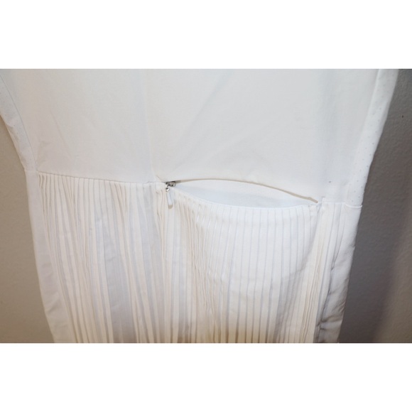 Nike DriFit Golf Dress - Picture 11 of 12